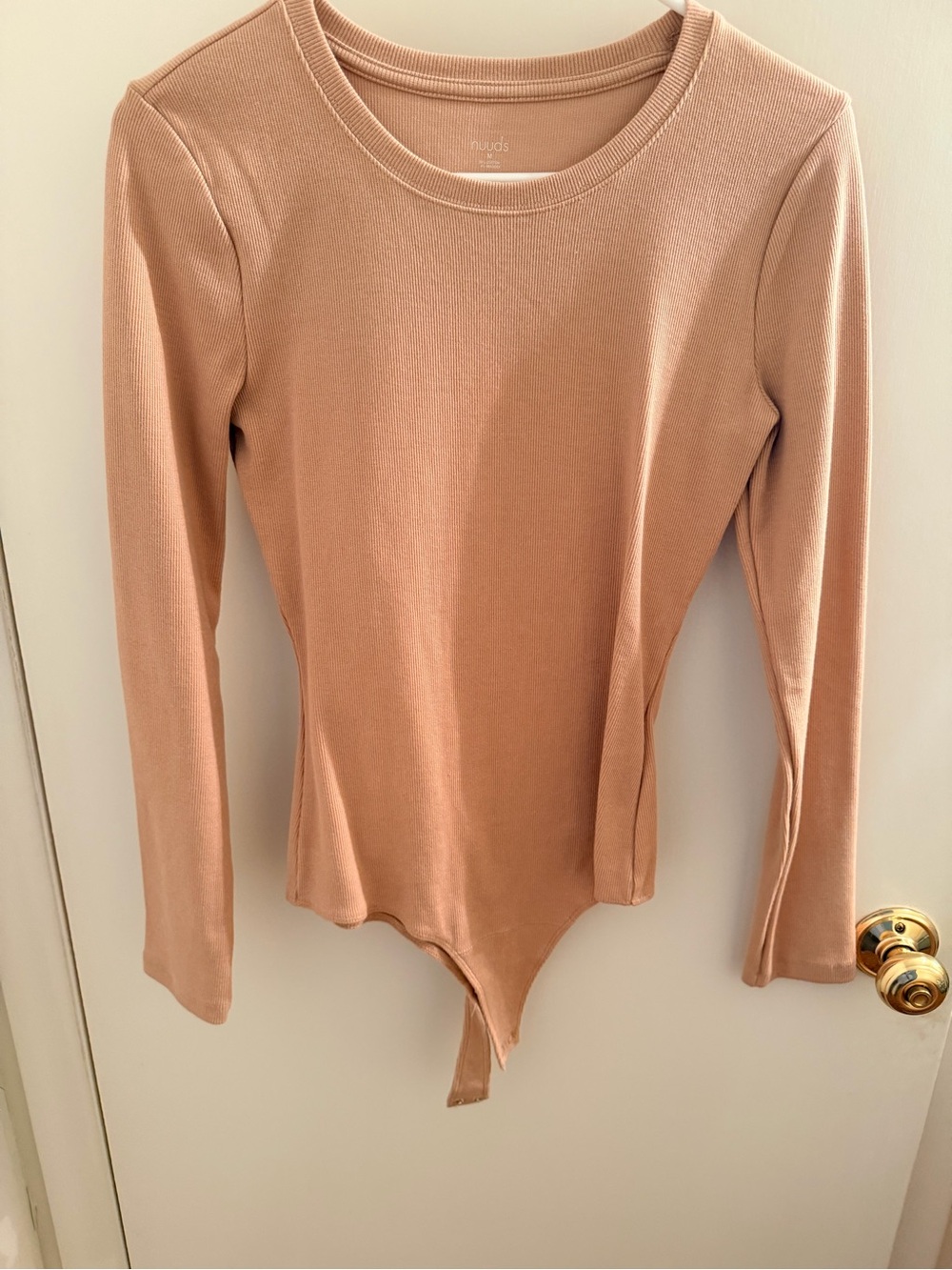 nuuds Ribbed Long-Sleeve Bodysuit in Mauve Taupe